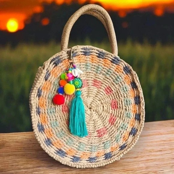 ποΈBoho Chic Colorful Round Handwoven Straw Crossbody Bag With Tassel Charm - Picture 5 of 16